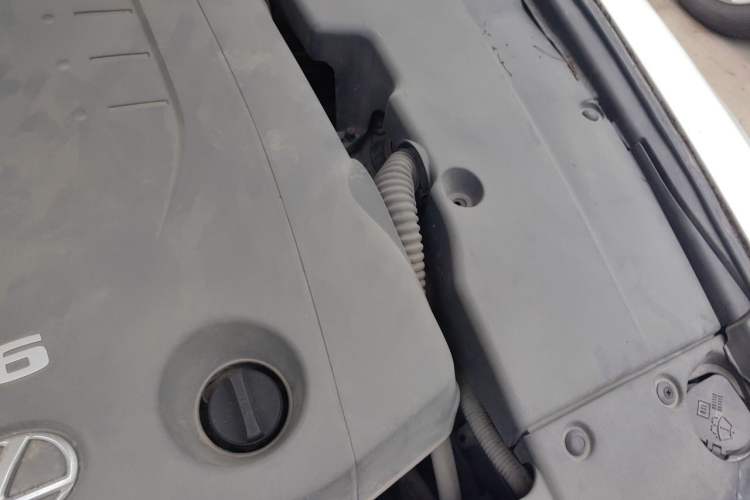 Used Lexus IS 2011 250 Sport Edition Engine Bay Left