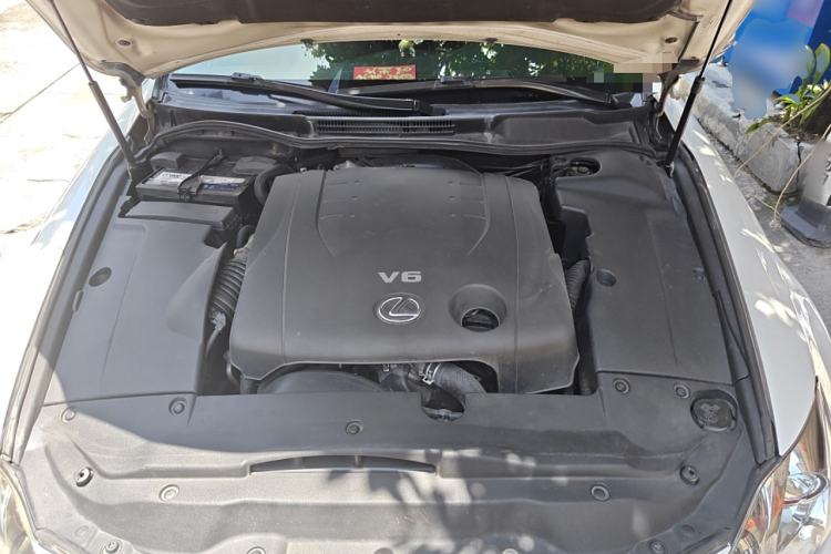 Used Lexus IS 2011 250 Sport Edition Engine Bay