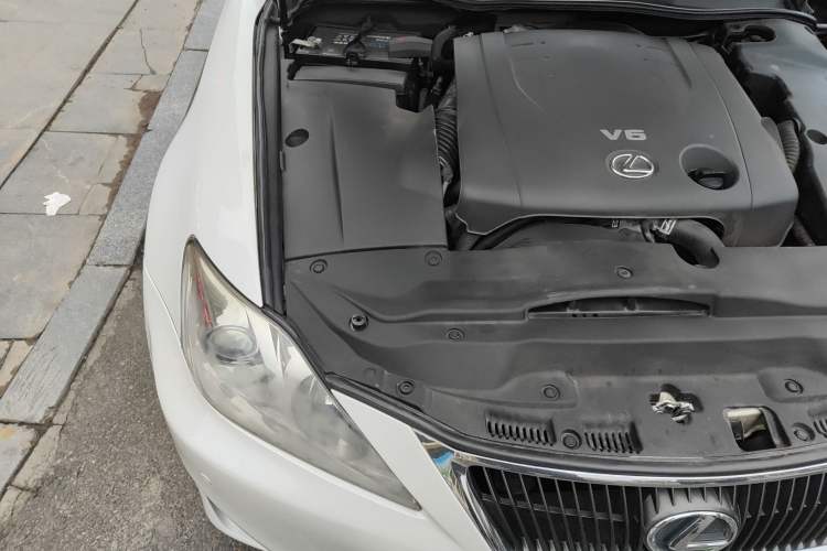 Used Lexus IS 2011 250 Sport Edition Engine Bay Right