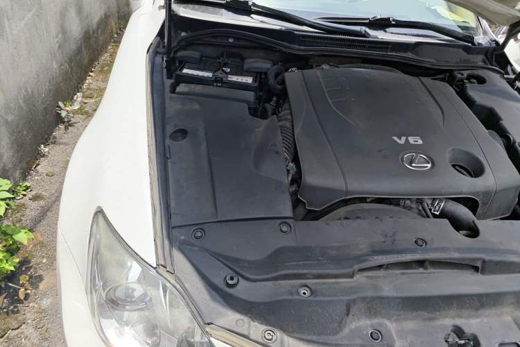Used Lexus IS 2011 250 Sport Edition Engine Bay Right