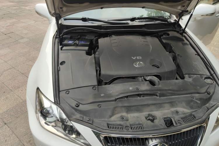 Used Lexus IS 2011 250 Elite Edition Engine Bay Right