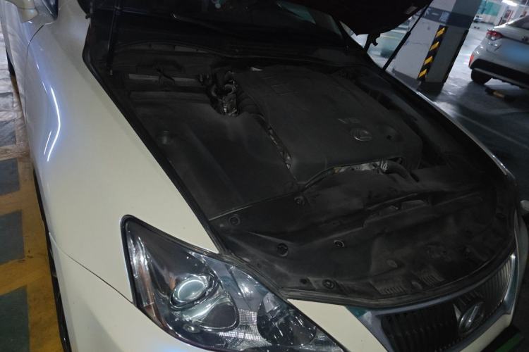 Used Lexus IS 2011 250 Sport Edition Engine Bay Right