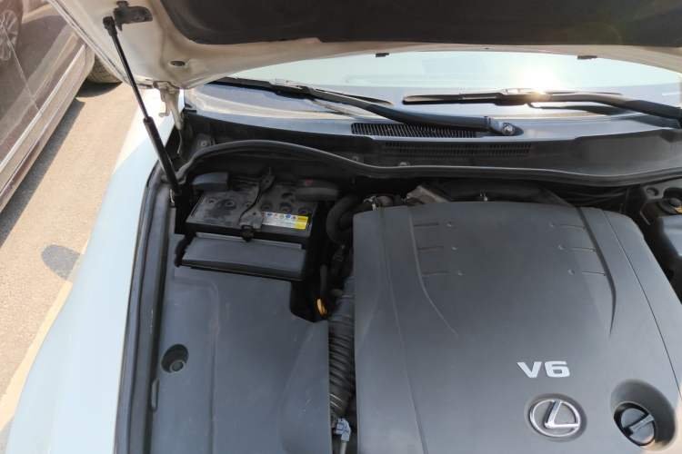 Used Lexus IS 2011 250 Elite Edition Engine Bay Right
