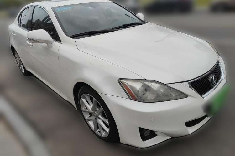 Used Lexus IS 2011 250 Sport Edition Front Right 45 Deg