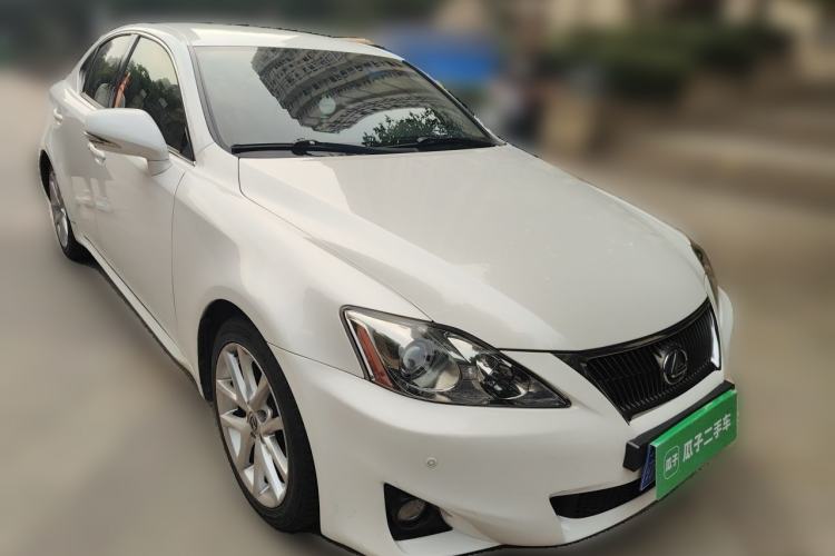 Used Lexus IS 2011 250 Elite Edition Front Right 45 Deg