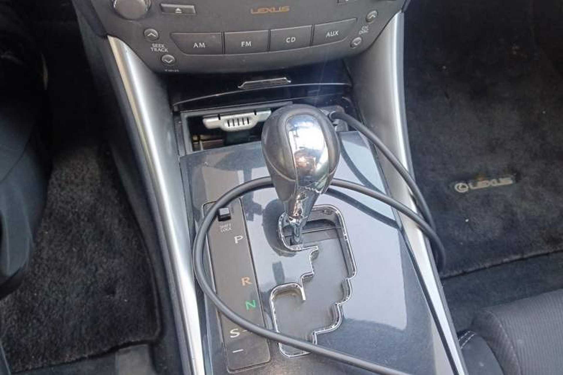 Used Lexus IS 2011 250 Sport Edition Gear Lever
