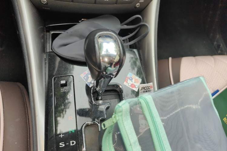 Used Lexus IS 2011 250 Elite Edition Gear Lever
