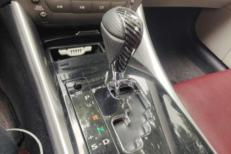 Used Lexus IS 2011 250 Sport Edition Gear Lever