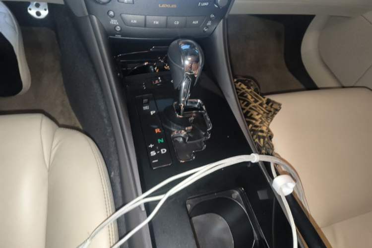 Used Lexus IS 2011 250 Windstorm Edition Gear Lever