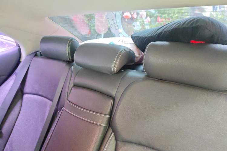 Used Lexus IS 2011 250 Sport Edition Headliner
