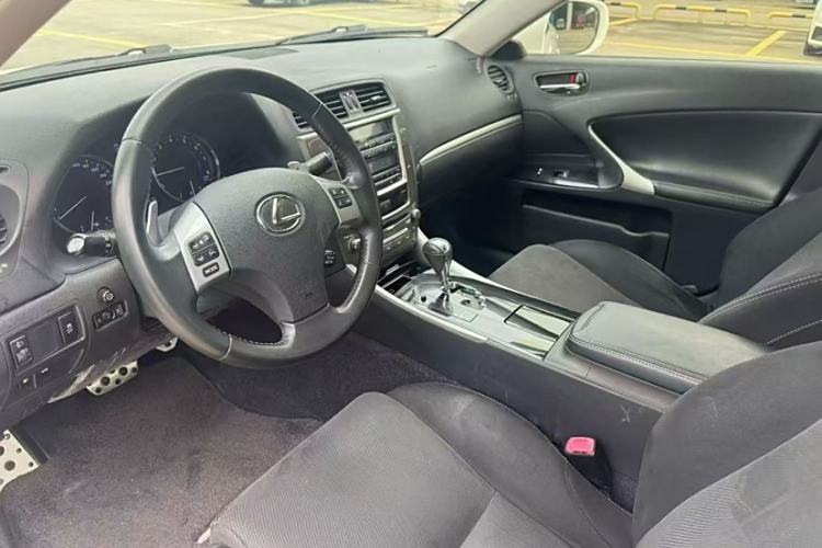 Used Lexus IS 2011 250 Sport Edition Interior 3