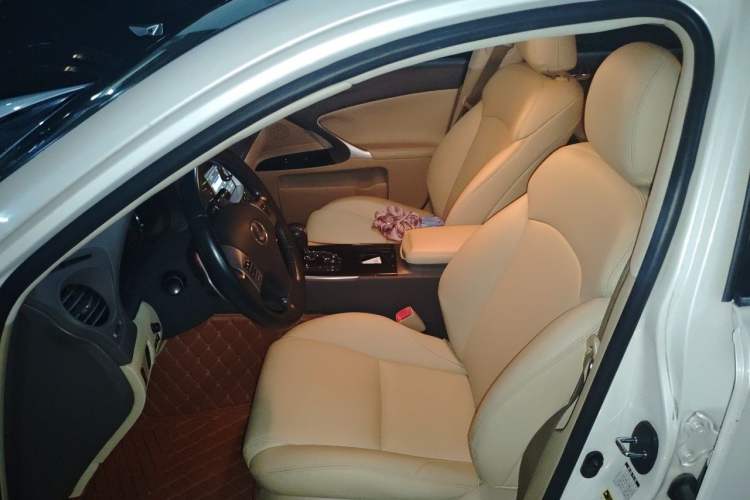 Used Lexus IS 2011 250 Sport Edition Left Front Seat