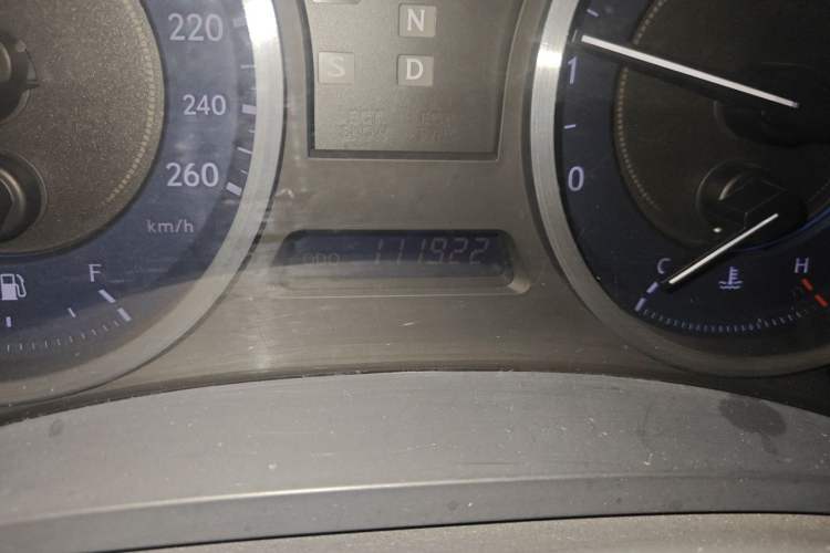 Used Lexus IS 2011 250 Sport Edition Odometer Close Up