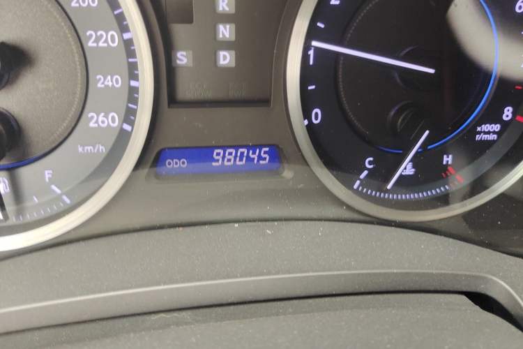 Used Lexus IS 2011 250 Sport Edition Odometer Close Up