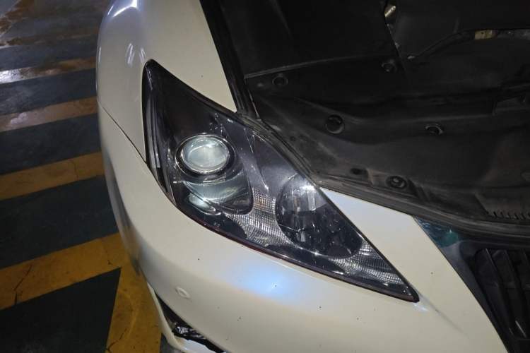 Used Lexus IS 2011 250 Sport Edition Right Front Headlight