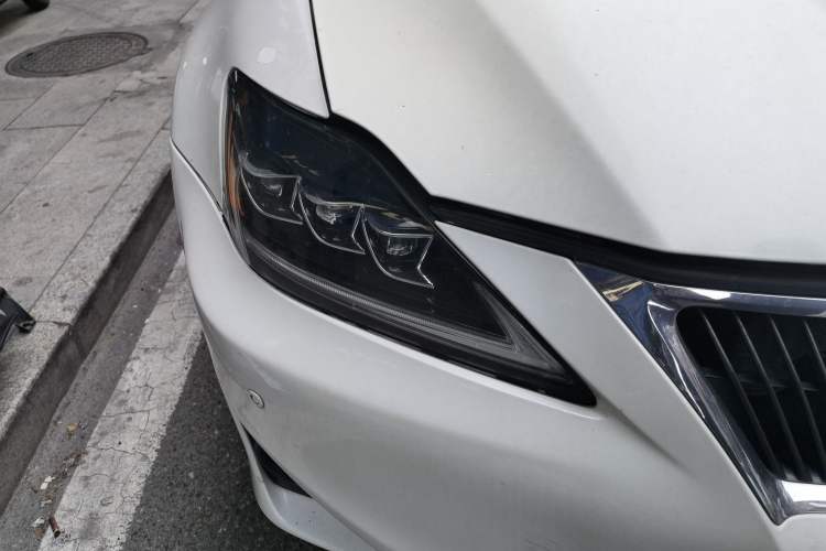 Used Lexus IS 2011 250 Sport Edition Right Front Headlight