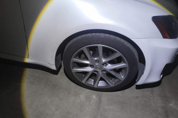 Used Lexus IS 2011 250 Sport Edition Right Front Wheel Hub
