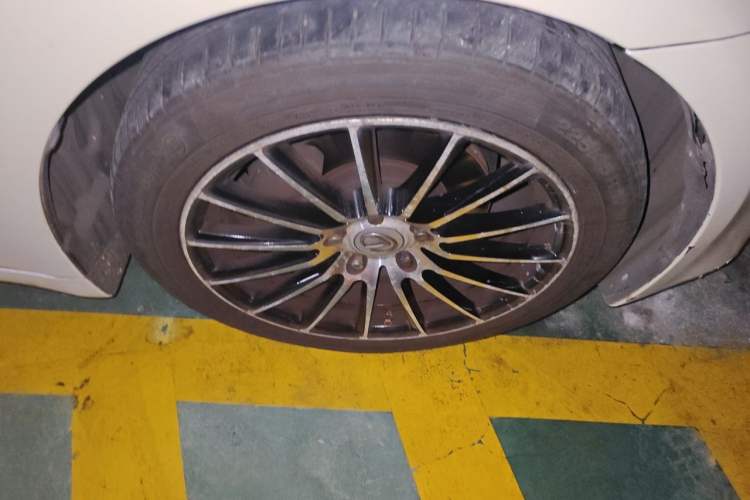 Used Lexus IS 2011 250 Sport Edition Right Front Wheel Hub