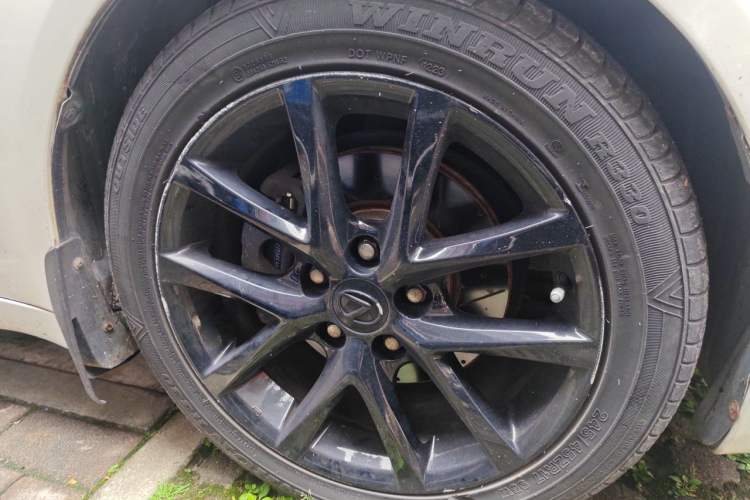 Used Lexus IS 2011 250 Sport Edition Right Front Wheel Hub