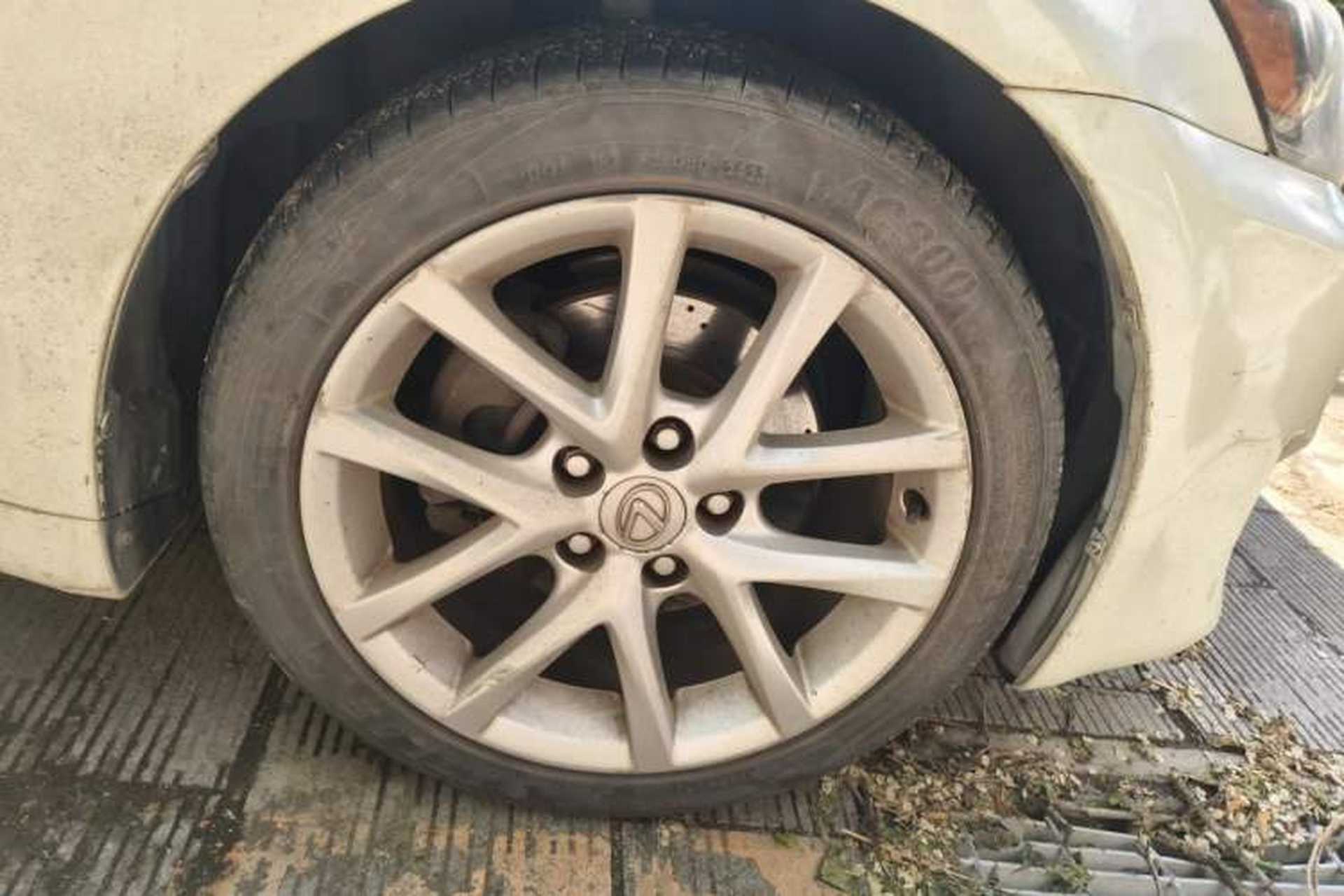 Used Lexus IS 2011 250 Xuan Dong Edition Right Front Wheel Hub