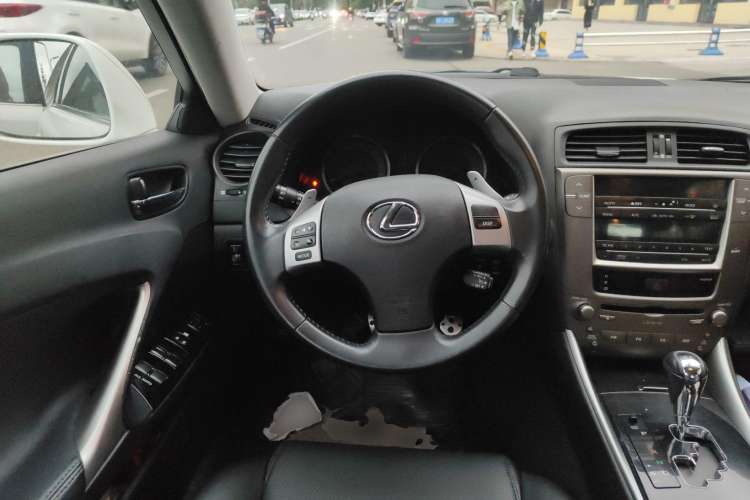 Used Lexus IS 2011 250 Sport Edition Steering Wheel