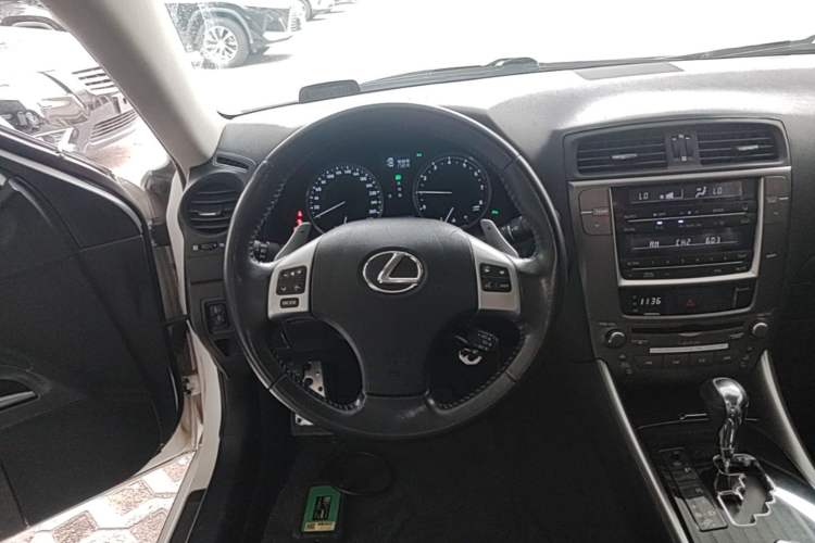 Used Lexus IS 2011 250 Sport Edition Steering Wheel