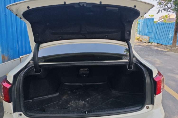 Used Lexus IS 2011 250 Sport Edition Trunk