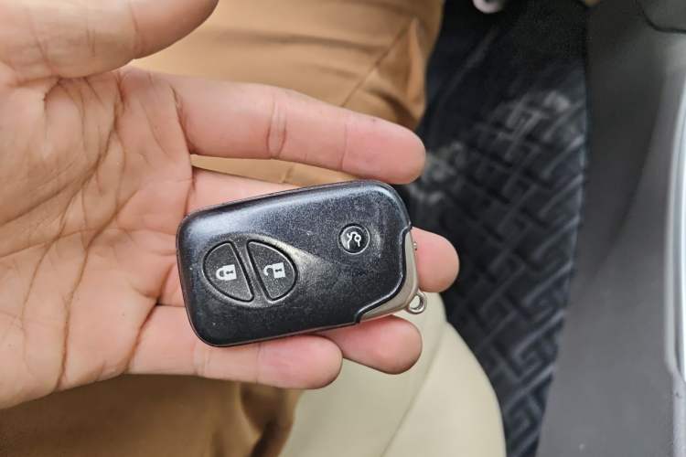 Used Lexus IS 2011 250 Sport Edition Vehicle Key