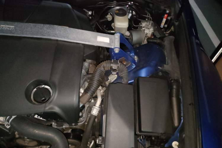 Used Lexus IS 2013 250 F SPORT Engine Bay Left