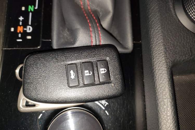 Used Lexus IS 2013 250 F SPORT Vehicle Key