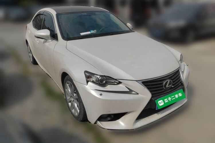 Used Lexus IS 2013 250 Leading Edition Front Right 45 Deg