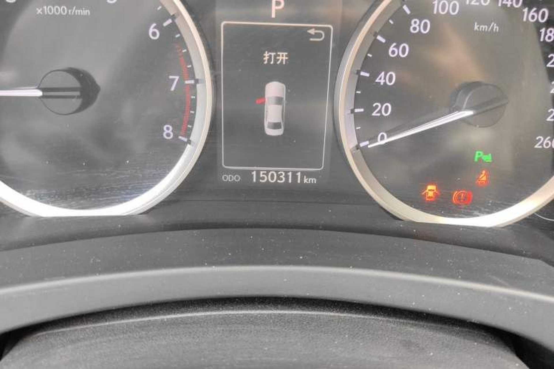 Used Lexus IS 2013 250 Leading Edition Odometer Close Up