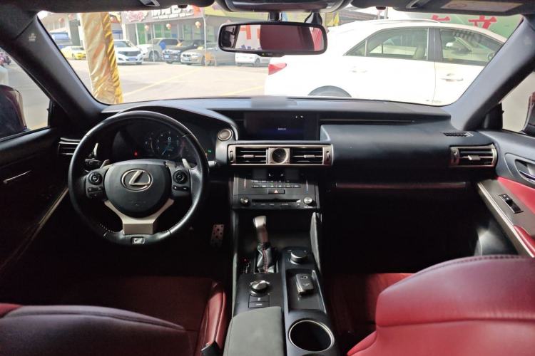Used Lexus IS 2013 250 F SPORT Center Console
