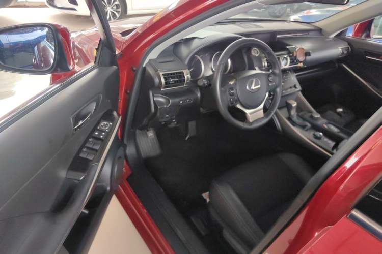 Used Lexus IS 2013 250 Leading Edition Driver Seat