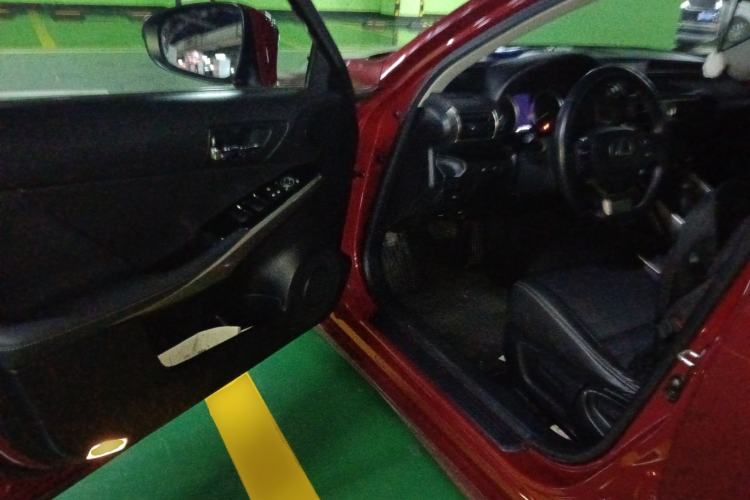 Used Lexus IS 2013 250 Leading Edition Driver Seat