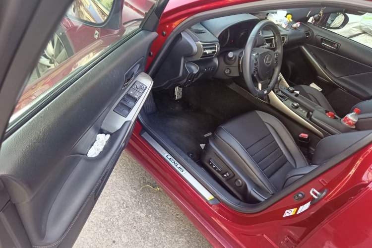 Used Lexus IS 2013 250 F SPORT Driver Seat
