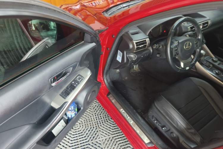 Used Lexus IS 2013 250 F SPORT Driver Seat