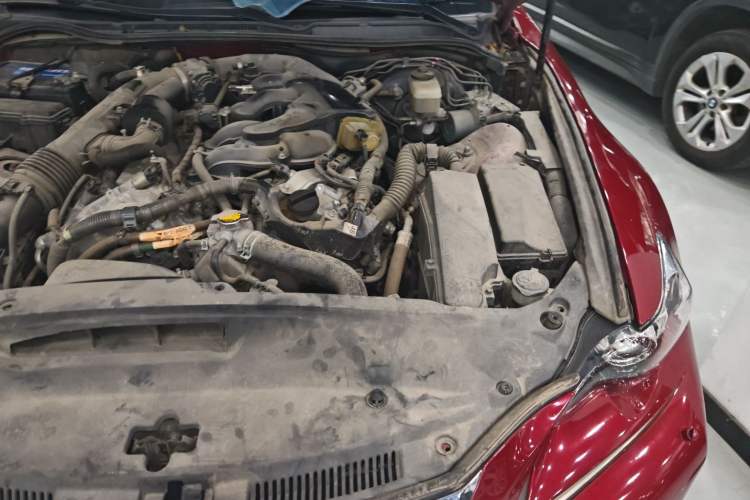 Used Lexus IS 2013 250 F SPORT Engine Bay Left