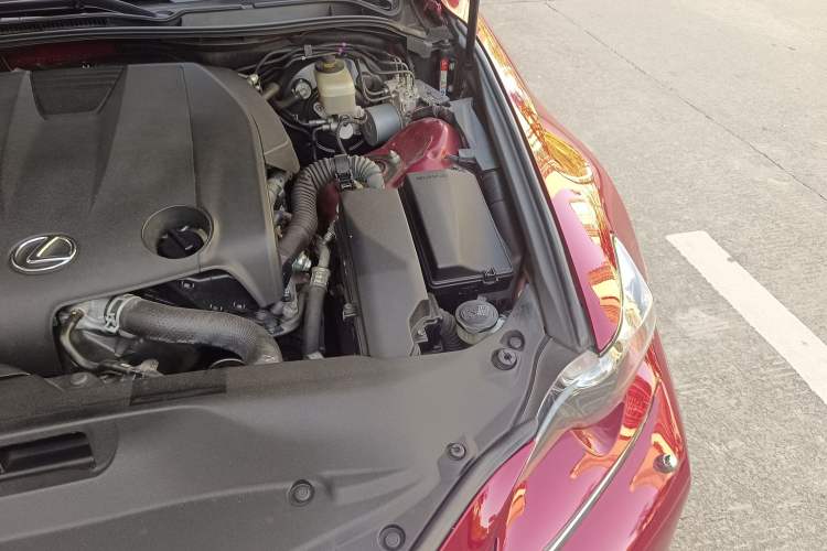 Used Lexus IS 2013 250 F SPORT Engine Bay Left