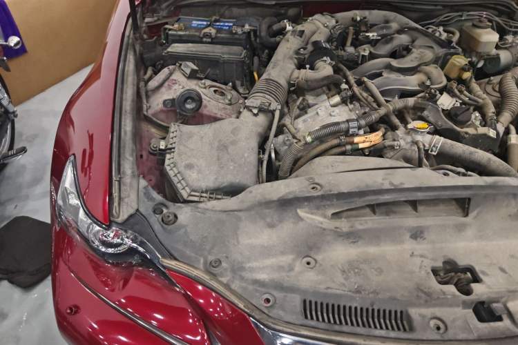 Used Lexus IS 2013 250 F SPORT Engine Bay Right