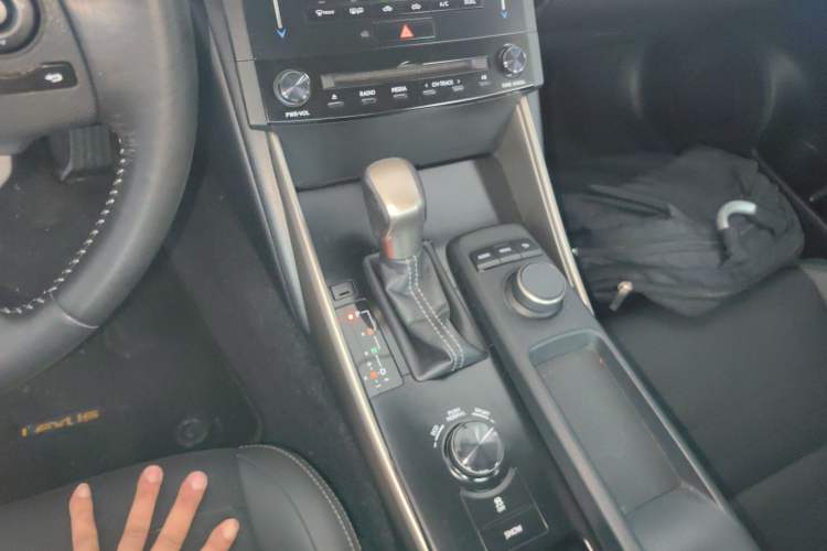 Used Lexus IS 2013 250 Leading Edition Gear Lever