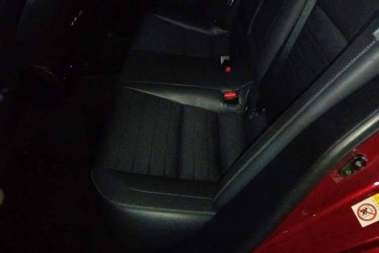 Used Lexus IS 2013 250 Leading Edition Left Rear Seat