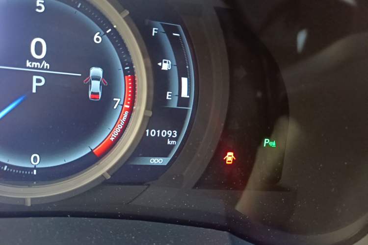 Used Lexus IS 2013 250 F SPORT Odometer Close Up