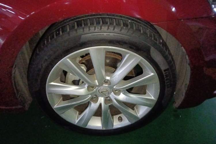 Used Lexus IS 2013 250 Leading Edition Right Front Wheel Hub