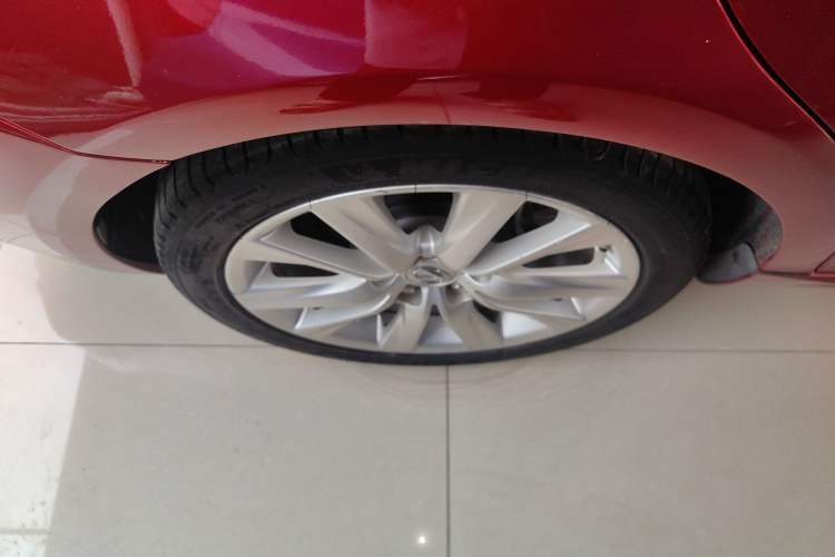 Used Lexus IS 2013 250 Leading Edition Right Rear Wheel Hub