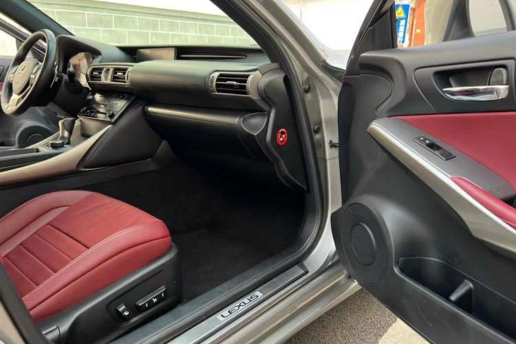 Used Lexus IS 2013 250 F SPORT Interior 5