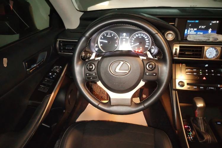 Used Lexus IS 2013 250 Leading Edition Steering Wheel