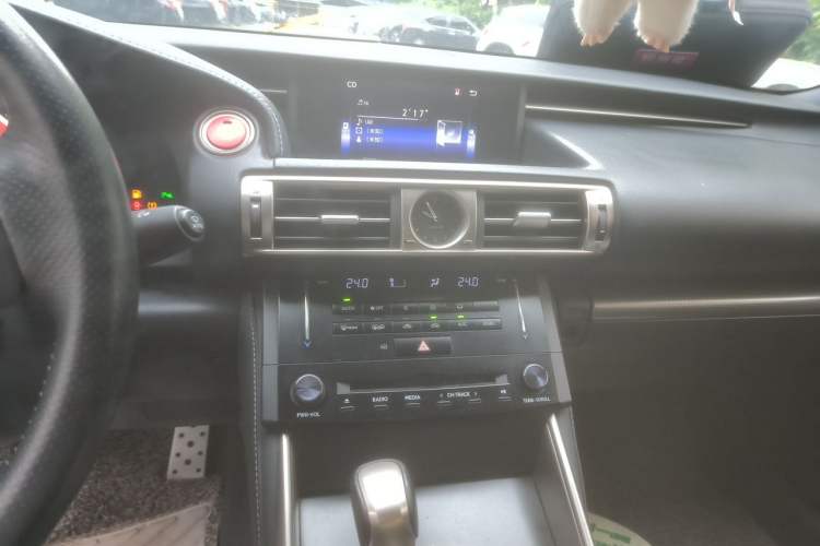 Used Lexus IS 2013 250 F SPORT Audio And AC Panel