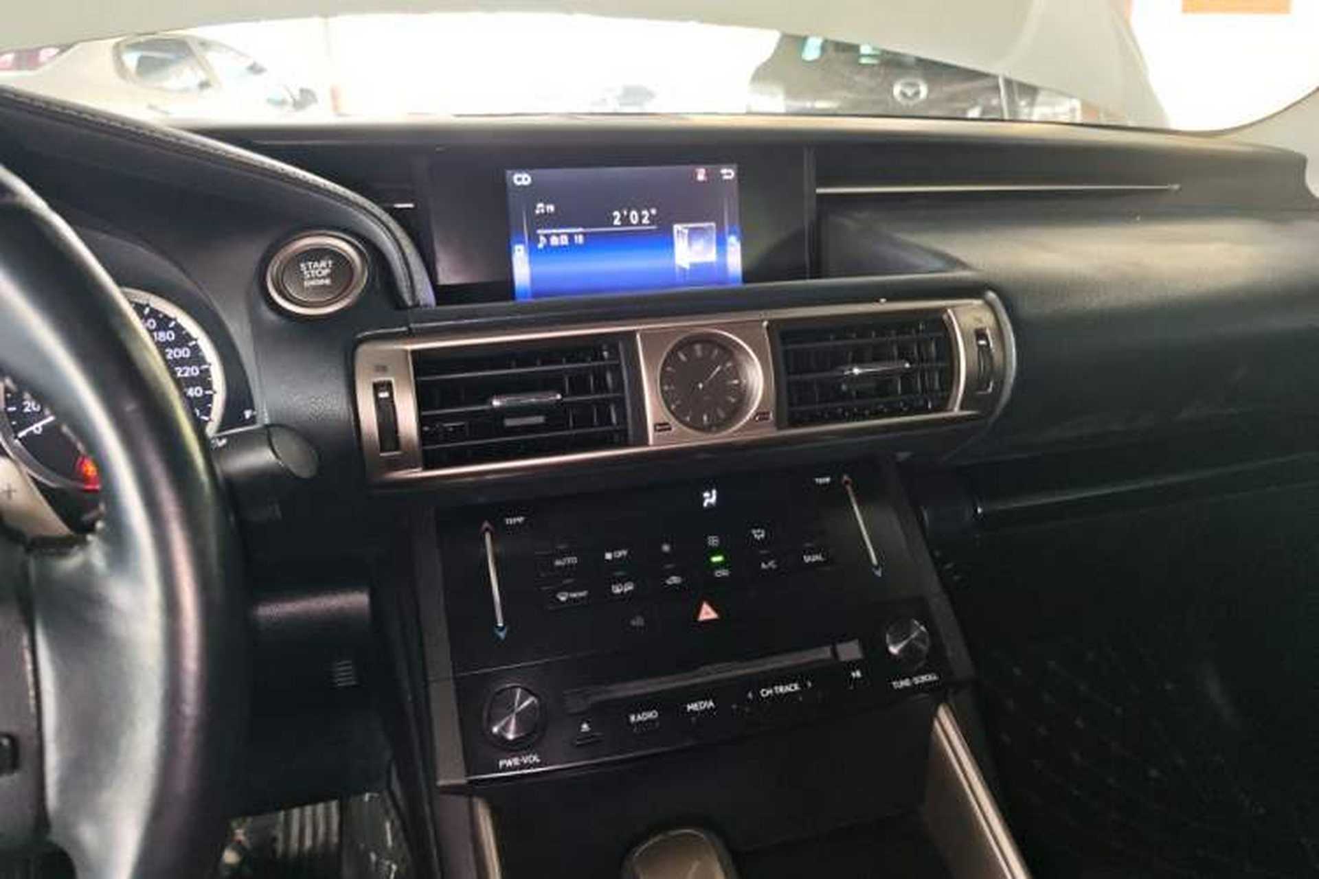 Used Lexus IS 2013 250 Leading Edition Audio And AC Panel