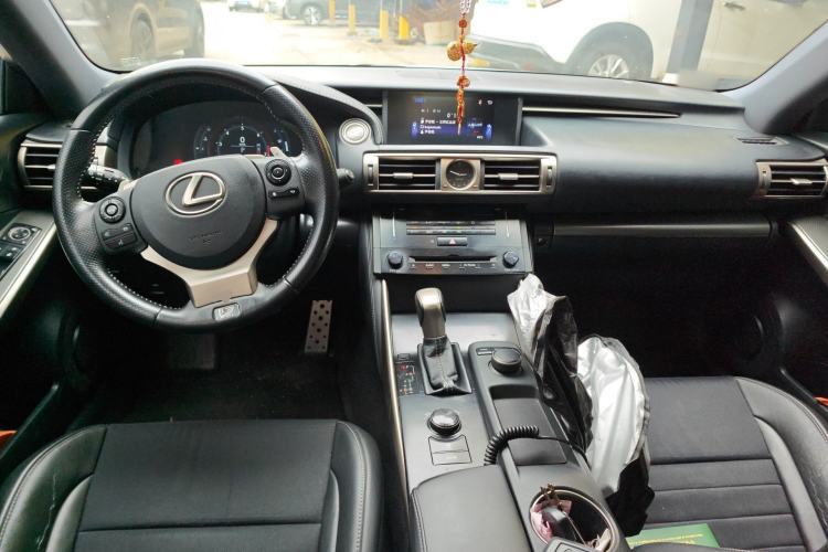 Used Lexus IS 2013 250 F SPORT Center Console